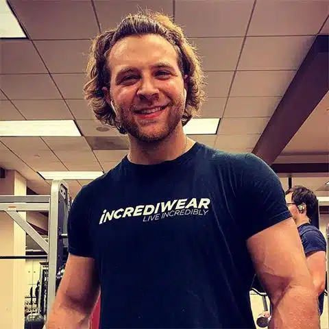 Jake the trainer ha scelto Incrediwear per la prevensione e il recupero da infortuni sportivi.