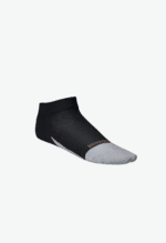 WAT Calzini Sportivi di Incrediwear sono calze tecniche con traspirabilità e ammortizzazione per attività sportive.